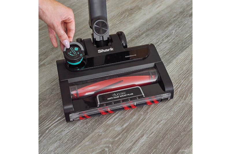 Shark Stratos Anti Hair Wrap Plus Pet Pro Cordless Stick Vacuum | IZ420UKT